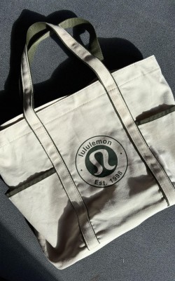 LULULEMON HAKİ ÇANTA ✨