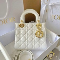 DIOR ÇANTA BEYAZ ✨