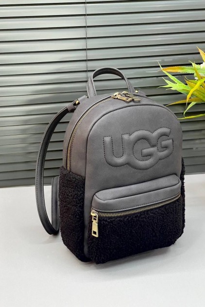 UGG SIRT ÇANTASI SİYAH ✨