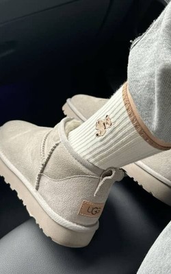 UGG MİNİ BEJ✨ (ithal)
