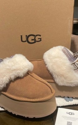 UGG FUNKETTE TABA✨ (ithal)