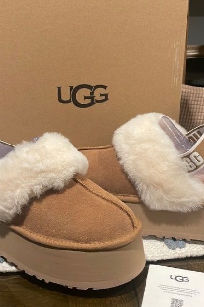 UGG FUNKETTE TABA✨ (ithal)